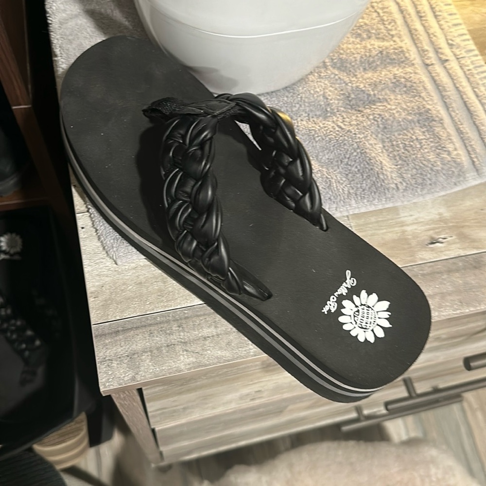 Yellow box flip-flops
